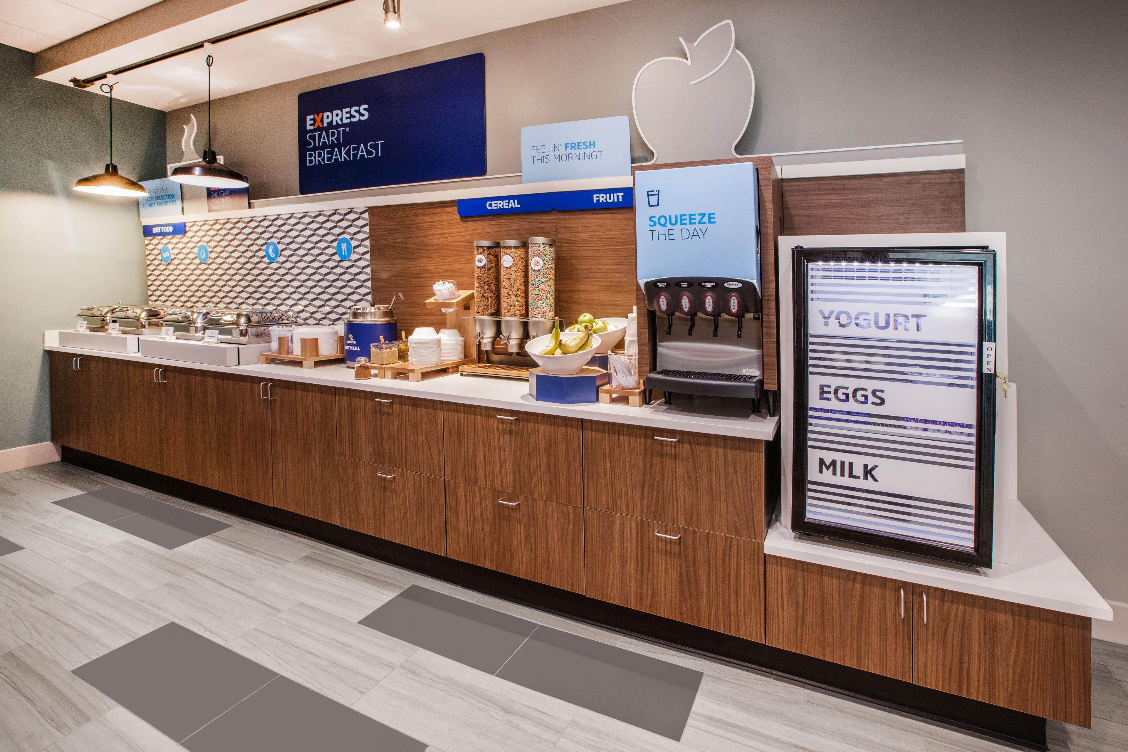 Holiday Inn Express & Suites Indianapolis North - Carmel By Ihg Bagian luar foto