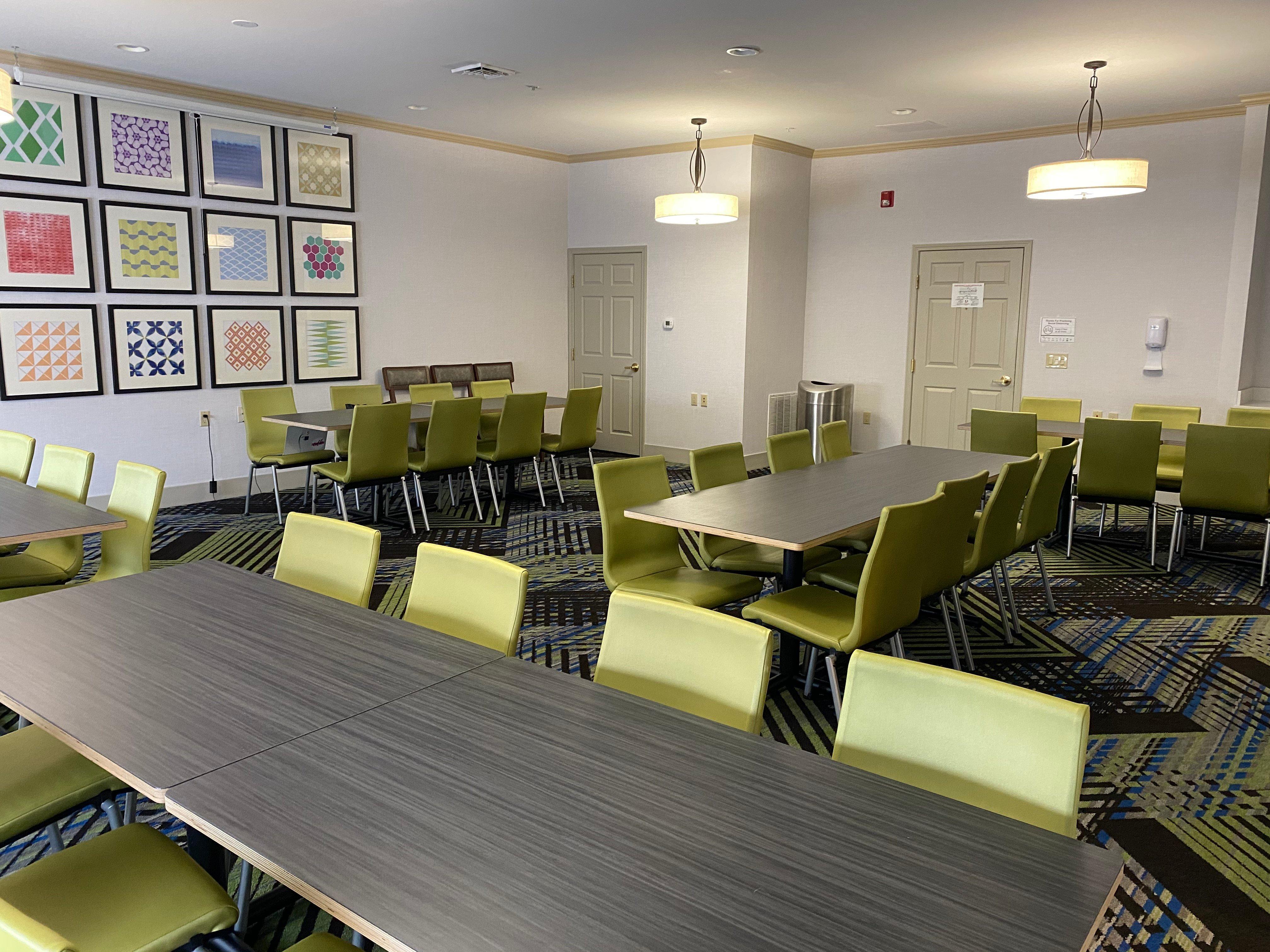 Holiday Inn Express & Suites Indianapolis North - Carmel By Ihg Bagian luar foto