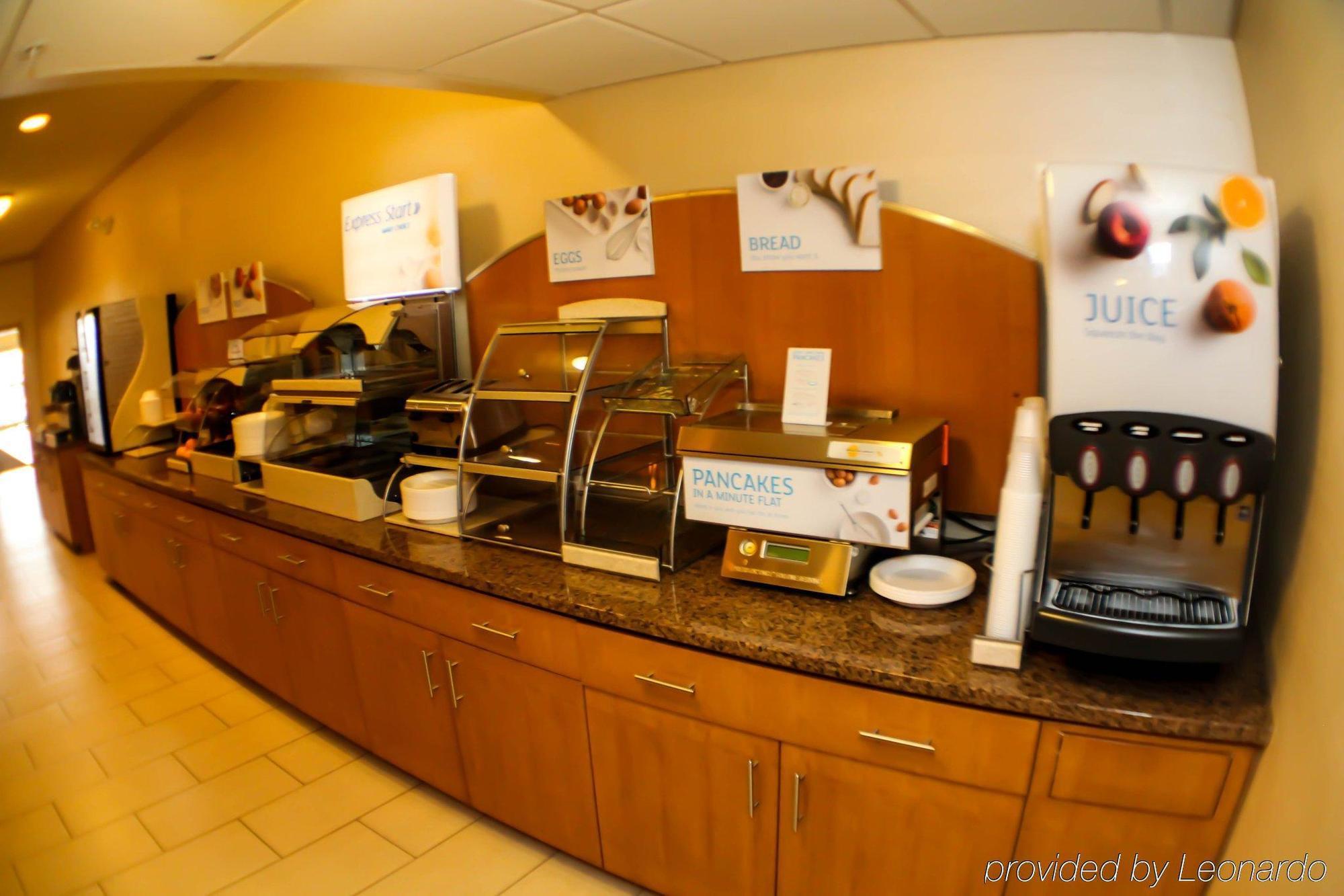 Holiday Inn Express & Suites Indianapolis North - Carmel By Ihg Bagian luar foto
