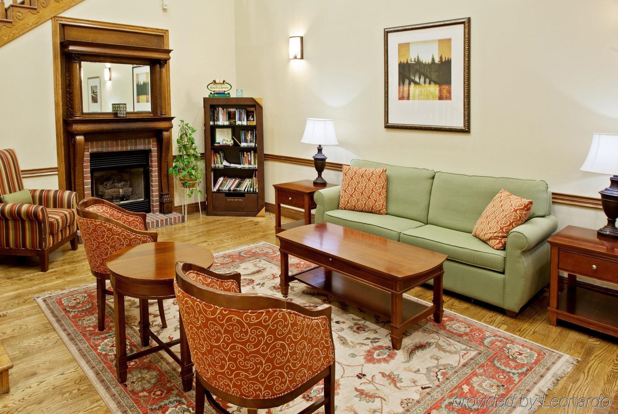 Holiday Inn Express & Suites Indianapolis North - Carmel By Ihg Bagian luar foto