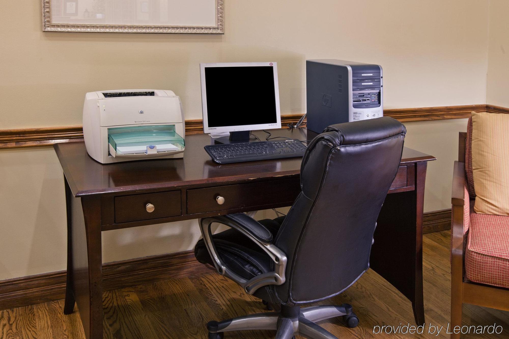 Holiday Inn Express & Suites Indianapolis North - Carmel By Ihg Bagian luar foto