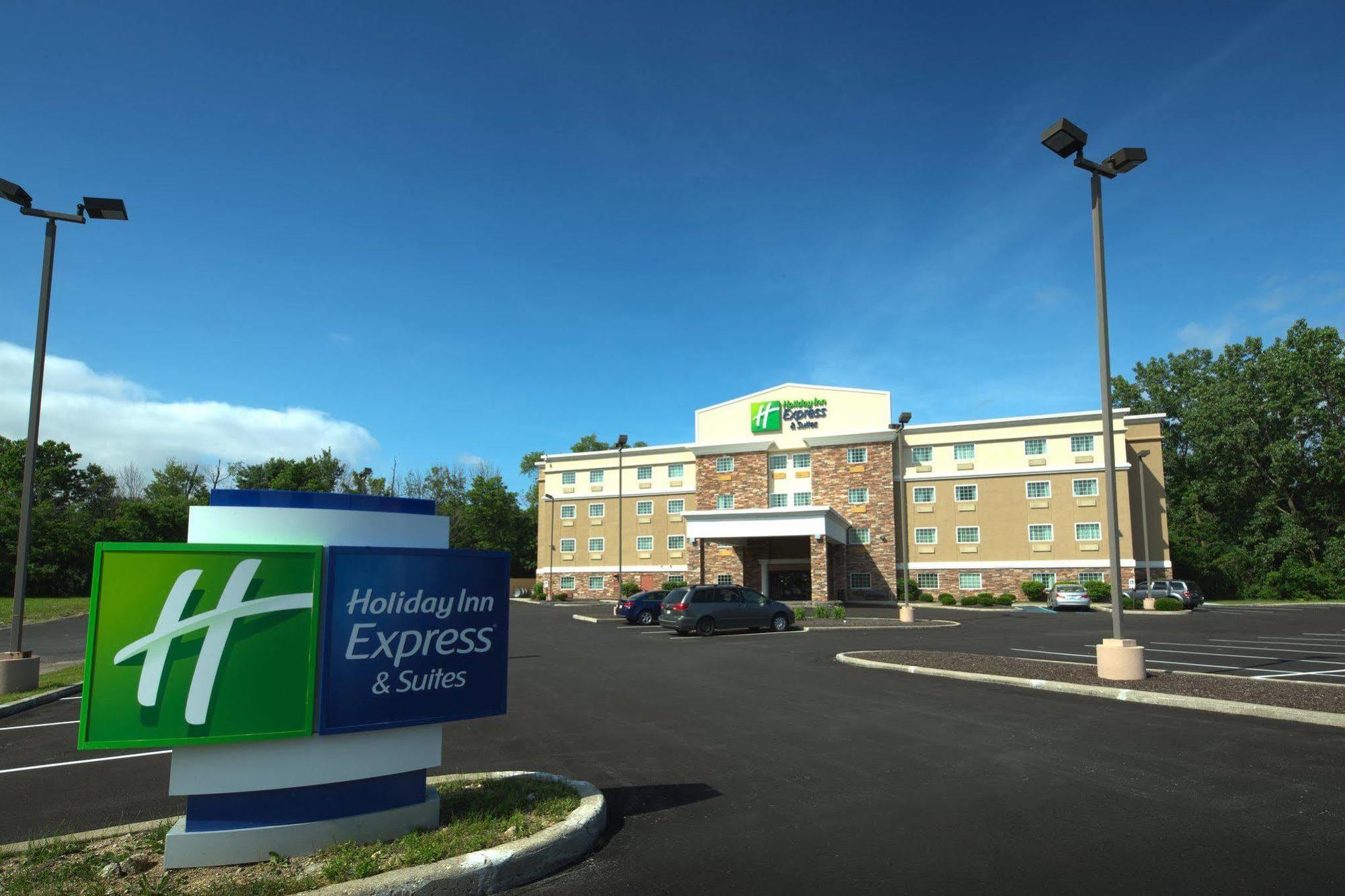 Holiday Inn Express & Suites Indianapolis North - Carmel By Ihg Bagian luar foto