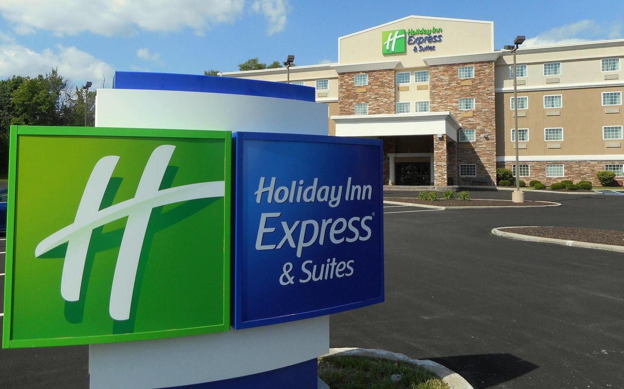 Holiday Inn Express & Suites Indianapolis North - Carmel By Ihg Bagian luar foto