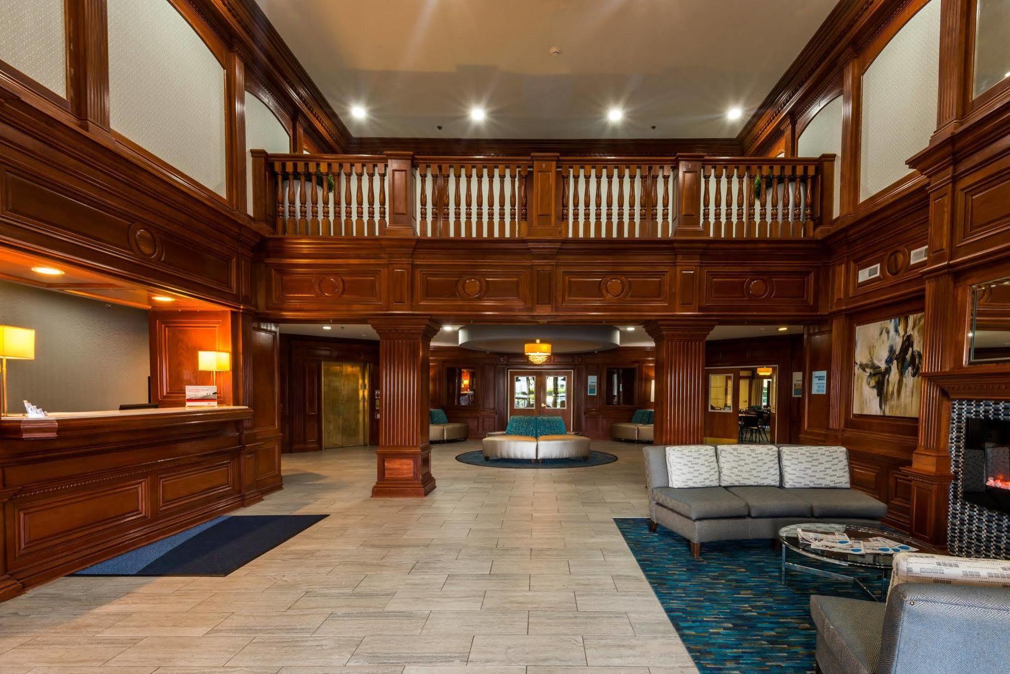 Holiday Inn Express & Suites Indianapolis North - Carmel By Ihg Bagian luar foto